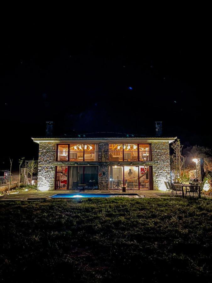 Modern Stone Villas With Swimming Pool อลิเวรี ภายนอก รูปภาพ