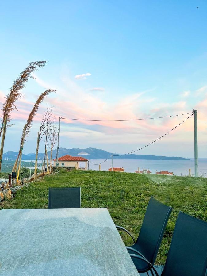 Modern Stone Villas With Swimming Pool อลิเวรี ภายนอก รูปภาพ
