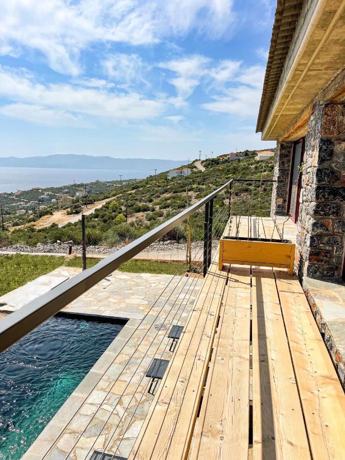 Modern Stone Villas With Swimming Pool อลิเวรี ภายนอก รูปภาพ